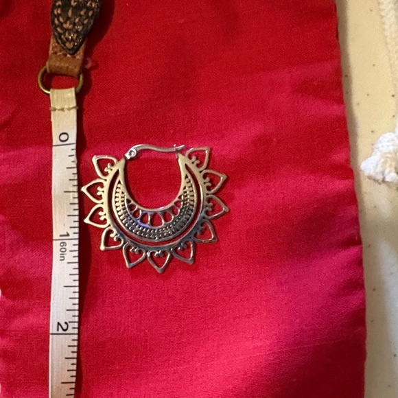 NEW Chic Silver Mandala Hoop Boho Tribal Hypoallergenic Stainless Steel Earrings - Picture 6 of 6